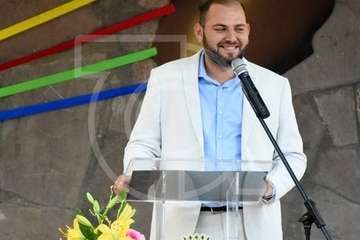 Pregón de La Viña a cargo del alcalde de Telde y actuación del humorista Maestro Florido (Foto Antonio Alí y TA)